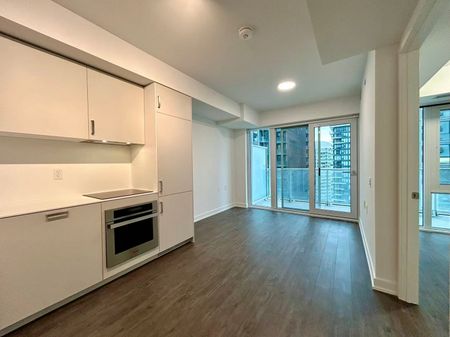 For Lease - 88 Queen Street Unit# 2316, Toronto, Ontario - Photo 4