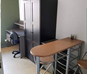 Studio Meublé - Photo 3