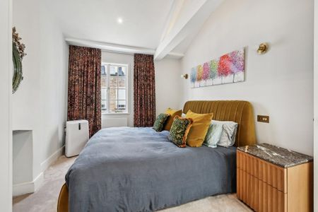 2 bedroom mews to rent - Photo 5
