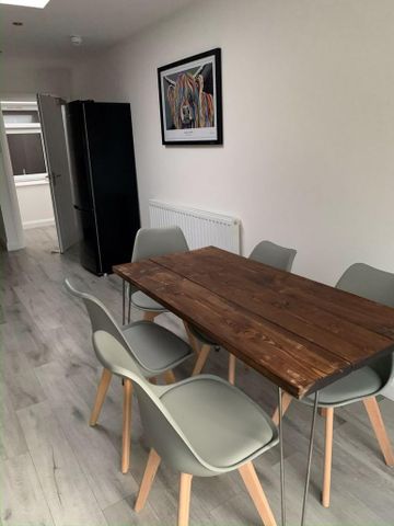 Mixed use to rent - Photo 3