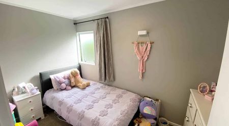 Modern & affordable 2 bedroom - Photo 3