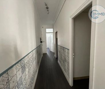 Location – Beau 3/4 pièces meublé avec balcons, secteur Libération ... - Photo 2