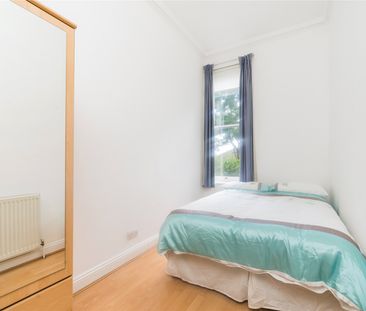 Cambridge Gardens, London, W10 ground floor flat to rent - Photo 6
