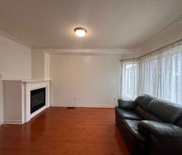 For Lease - 70 Warren Bradley Street, Markham, Ontario - Photo 1