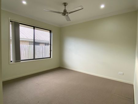 12 Sunstone Avenue, Pimpama QLD 4209 - House For Rent | Domain - Photo 4