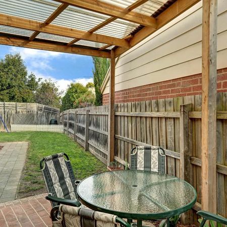 Contemporary Convenience - Photo 4