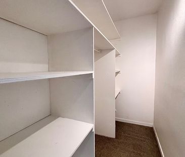 Location Appartement 4 pièces 82m² LES ABYMES 97139 - Photo 6