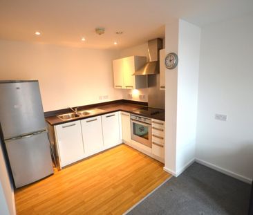 2 bedroom apartment to rent - Photo 2