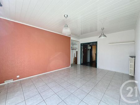 Location Appartement 3 pièces 64m² TROYES 10000 - Photo 3