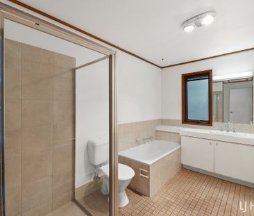 33 Strong Place, Belconnen ACT 2617 - Townhouse For Rent | Domain - Photo 3