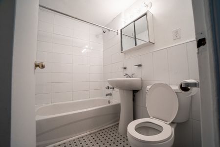 For Lease - 2369 Lake Shore Boulevard Unit# 111, Toronto, Ontario - Photo 5
