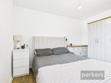 2 bedroom terraced house to rent - Photo 4