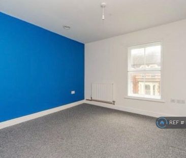 2 bedroom end of terrace house to rent - Photo 3