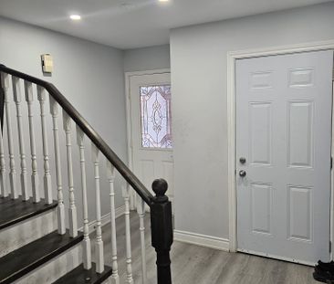 For Lease - 19 Arthurs Crescent, Brampton, Ontario - Photo 1