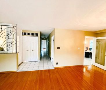 For Lease - 78 Wincott Drive, Toronto, Ontario - Photo 2