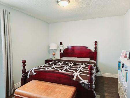 For Lease - 185 Blackfoot Trail, Mississauga, Ontario - Photo 5