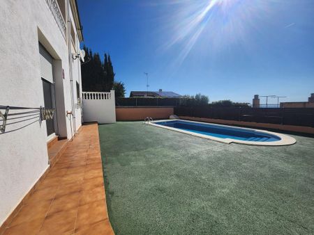 4 room luxury Detached House for rent in Coma-ruga, Spain - Photo 2