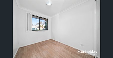 High-Demand Castle Hill Location Two-Bed Granny Flat, Walk-to-Metro - Photo 2