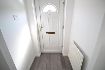 3 bedroom detached house to rent - Photo 5
