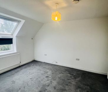 4 bedroom terraced house to rent - Photo 3