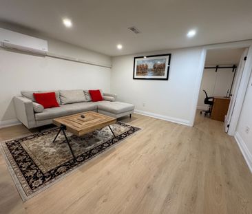 For Lease - 65 North Heights Road Unit# Bsmt, Toronto, Ontario - Photo 3