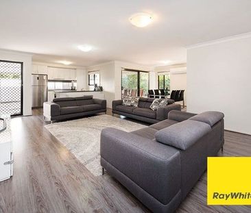 Hidden Gem in Rochedale South - Photo 1