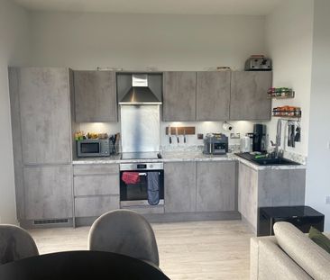 Room in a Shared Flat, Block F, LS10 - Photo 2