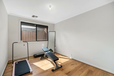 Modern, Feature-Packed Home in the Heart of Munno Para West - Photo 5