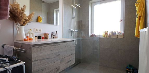 Appartement te huur in Sint-Eloois-Winkel voor € 725 met 2 slaapkamers - Photo 2