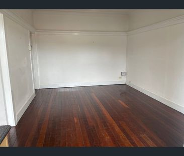 4/31 Gladstone Road, Highgate Hill, Qld 4101 - Photo 4