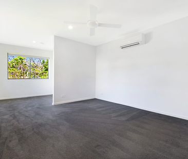 Spectacular renovated three bedroom apartment - Photo 4