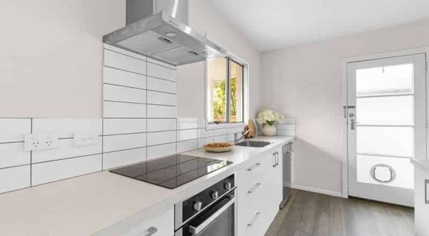 MERIVALE - TWO BEDROOM UNIT WITH GARAGE AND LARGE SECTION - Photo 1