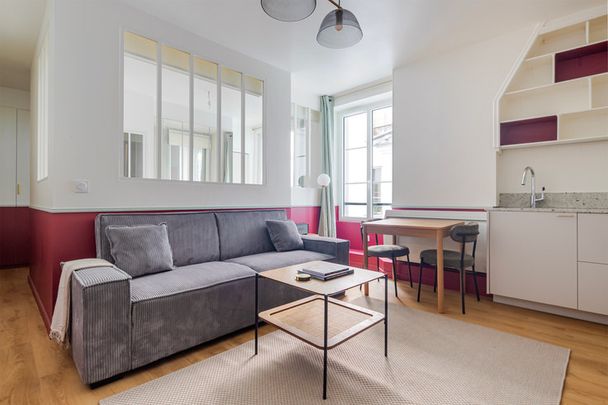 Rue du Champ de Mars - Photo 1