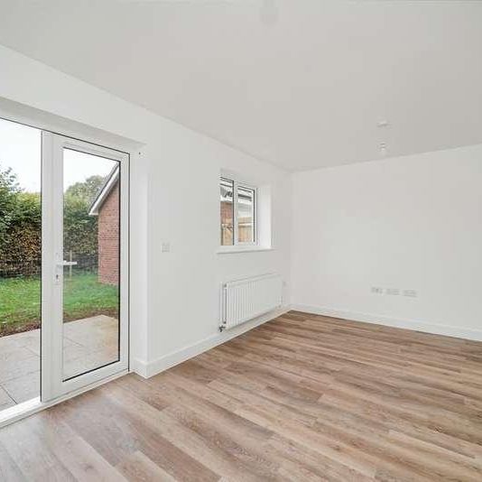 Rowland Way, Exeter, EX2 - Photo 1