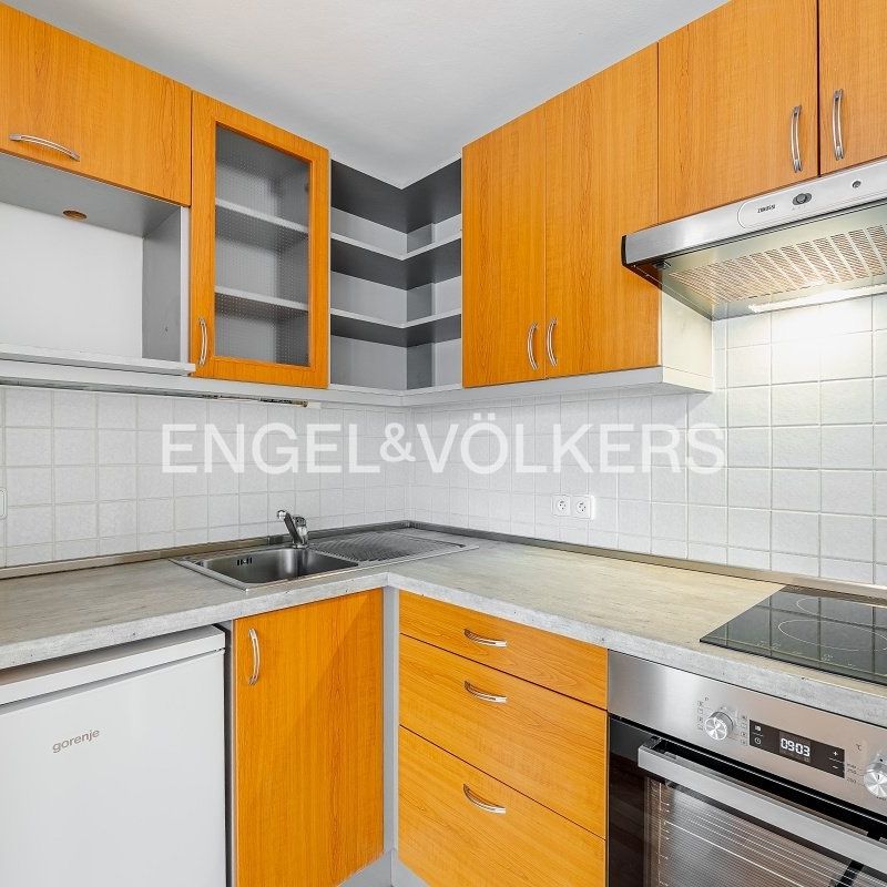 Apartment for rent, 2+kk - 1 bedroom, 50m - Fotografie 1