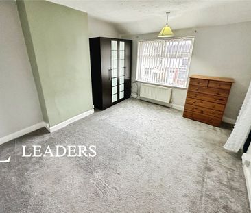 2 bedroom townhouse to rent Cecil Avenue, Stoke-on-Trent, Staffords... - Photo 5