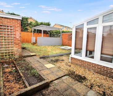 2 bed terraced house to rent in NE41 - Photo 3