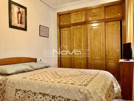 Cozy apartment with two bedrooms. Torrevieja, calle del Huerto, - Photo 2