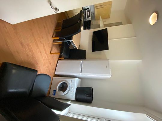 Room 5, Broomfield Road - Photo 1