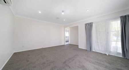 Rent Includes Water - Photo 5