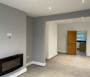 2 Bedroom Detached House To Rent - Photo 2