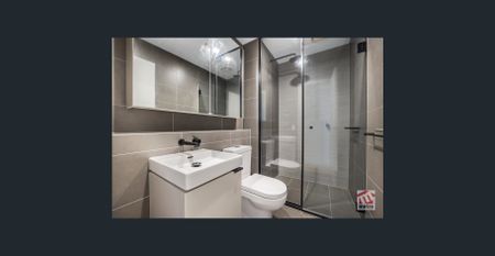 FABULOUS INNER CITY LIVING! - Photo 4