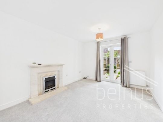 4 bedroom detached house to rent - Photo 1