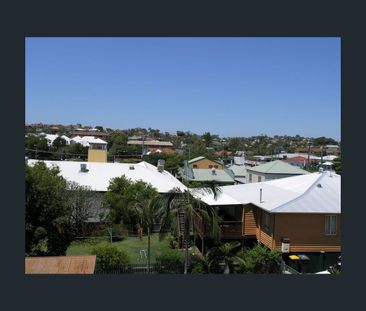 6/42 Fifth Avenue, Coorparoo, Qld 4151 - Photo 5