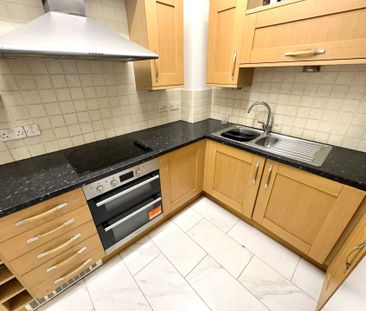 St.LaurenceGardens, BELPER - Photo 1