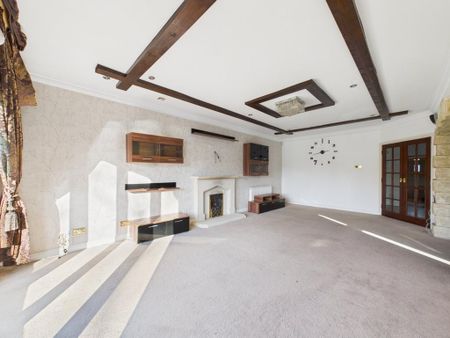 4 bedroom detached house to rent - Photo 3