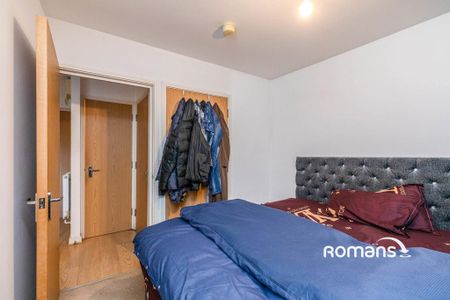 2 bedroom flat to rent - Photo 3