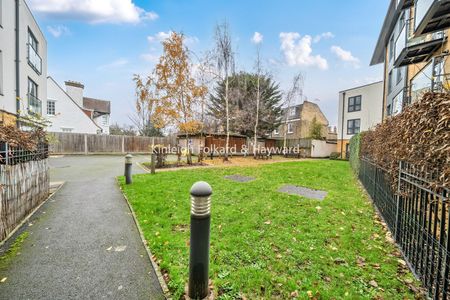 Garratt Lane, Tooting, London, SW17 - Photo 5