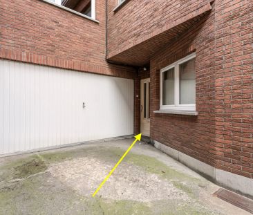 Ruim appartement met 2 slpk, bergruimte en parkeerplaats - Photo 3