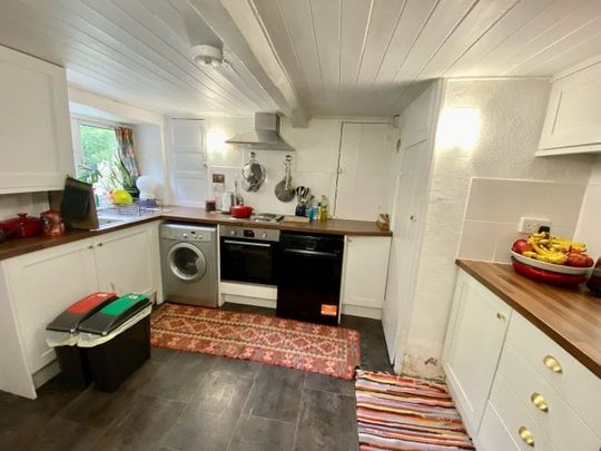 High Street, Carlton, MK43 - Photo 1